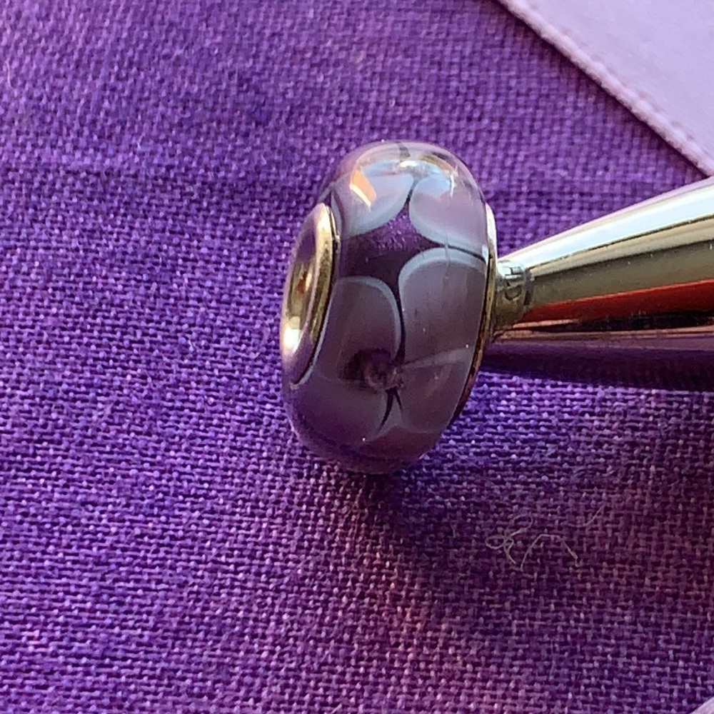 Chamilia charm